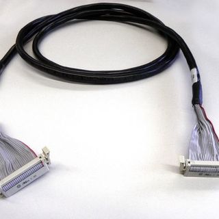26 pin flat round cable with IDC-connectors and strain relief