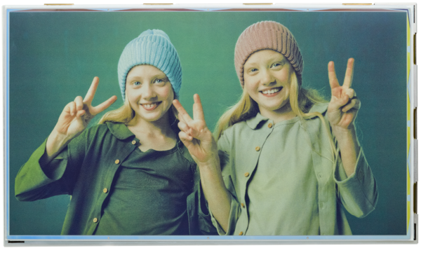 Full-color e-paper display E Ink Spectra 6